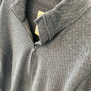 Men’s pull over shirt